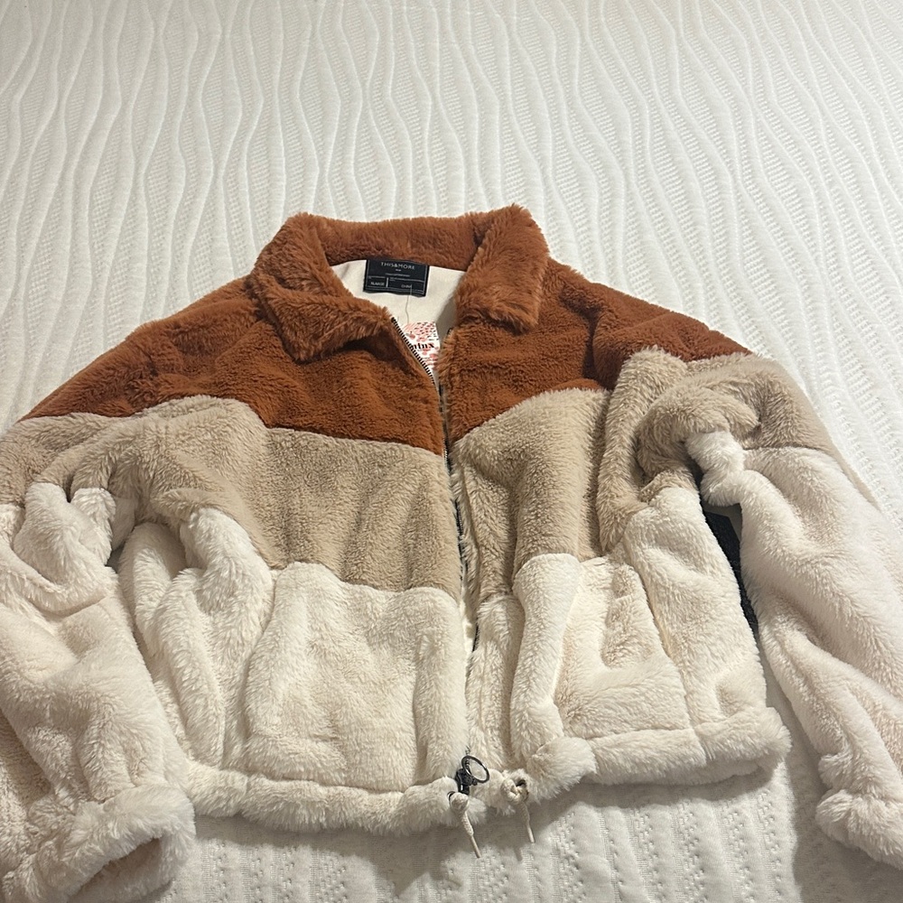 Forever 21 Women's Tri-Tone Teddy Jacket